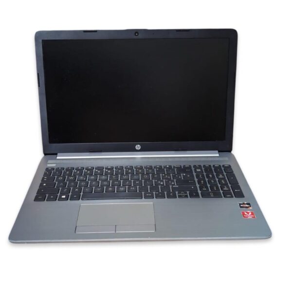 HP NOTEBOOK 255 G7 6UM18EA AMD RYZEN 5 2500U, 8GB, 256 SSD M.2, SCHERMO 15.6 FULLHD- Win11 PRO  Rif.708